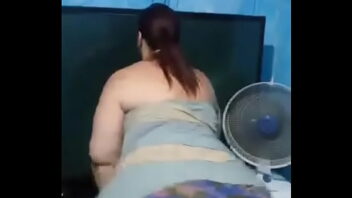 Fat mom haveing sex